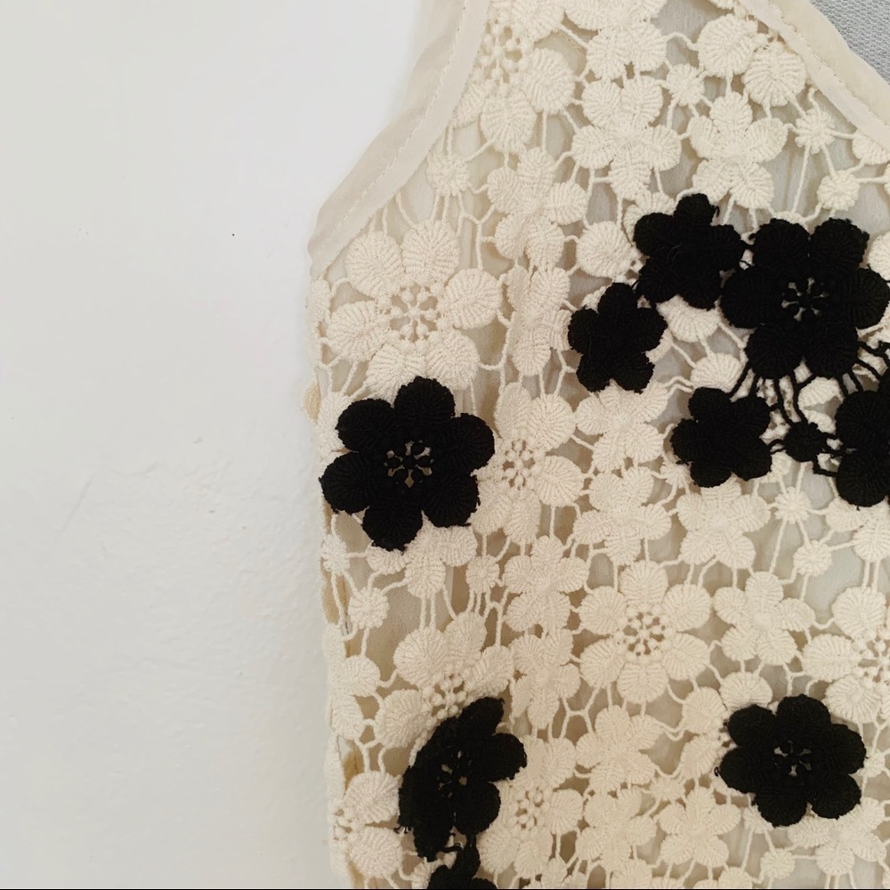 Anthropologie Dolan Crochet Ivory Black Floral Tank Women’s size extra small​​ - Picture 3 of 8